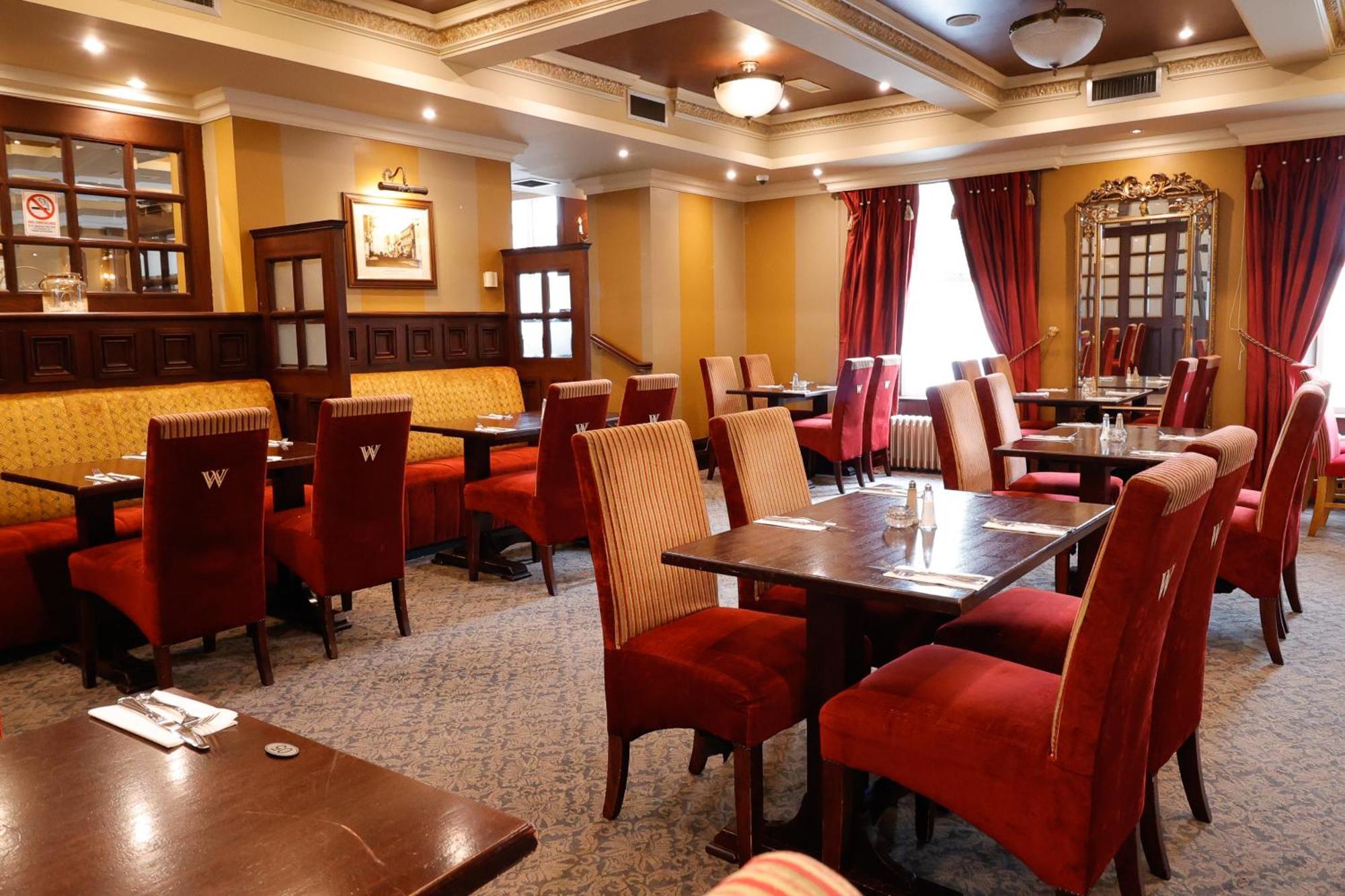 O'Neill Arms Hotel Toome Экстерьер фото