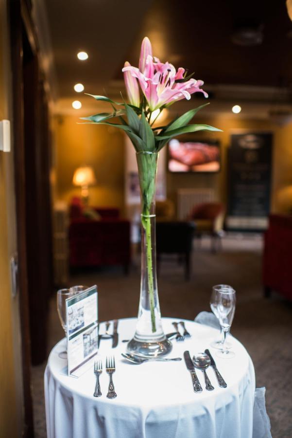 O'Neill Arms Hotel Toome Экстерьер фото