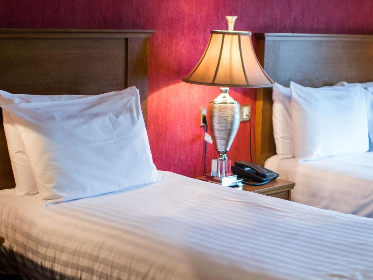O'Neill Arms Hotel Toome Экстерьер фото