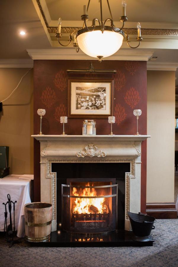 O'Neill Arms Hotel Toome Экстерьер фото